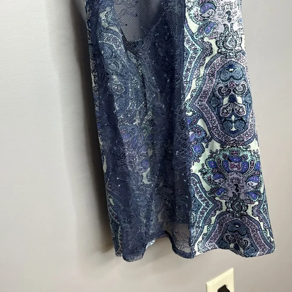 Victoria’s Secret Satin Purple Paisley Lace Trim Small Camisole
